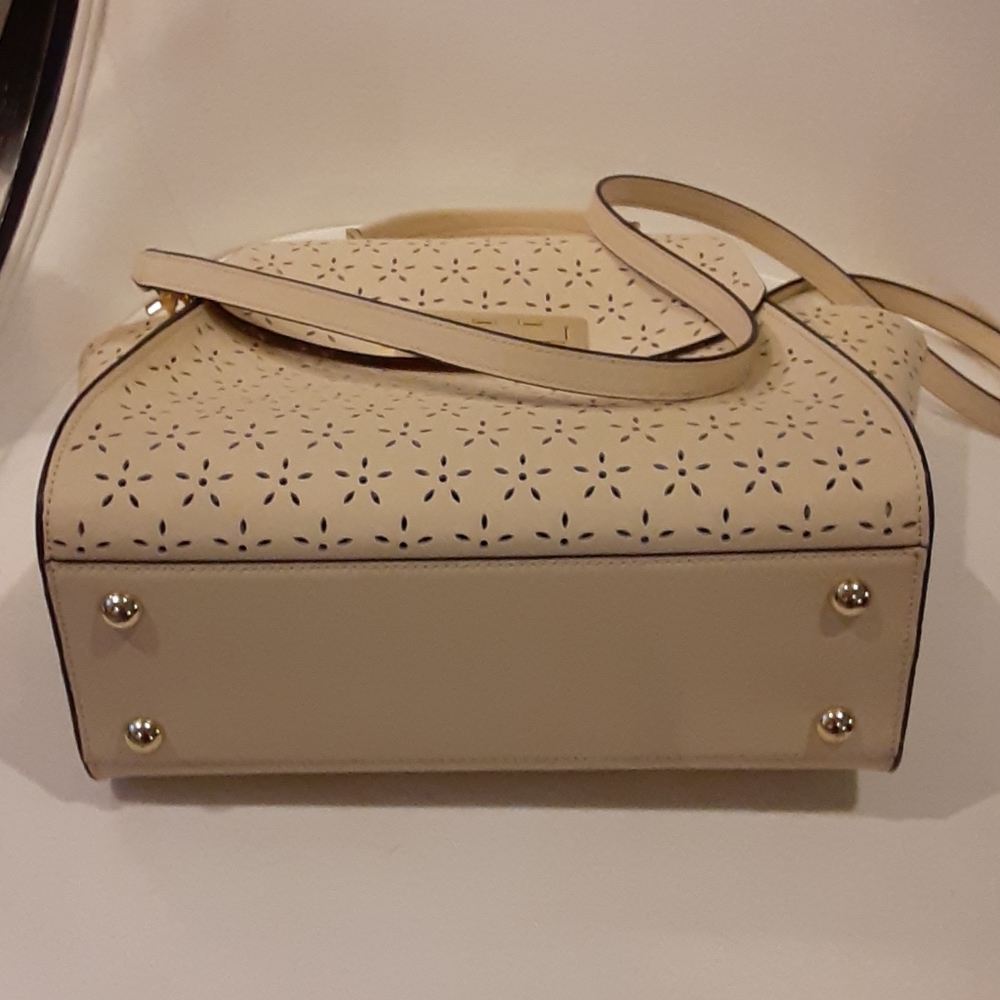 Zac Zac Posen Eartha Bag Floral Cutout - Picture 2 of 4